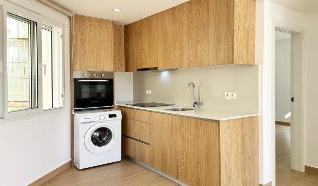 Återförsäljning - Apartment -
Orihuela Costa - Costa Blanca