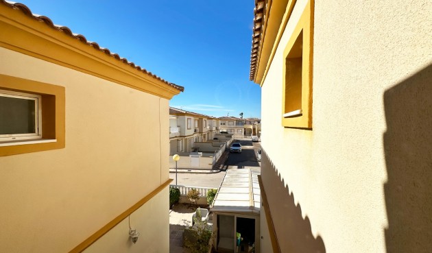 Återförsäljning - Apartment -
Orihuela Costa - Costa Blanca