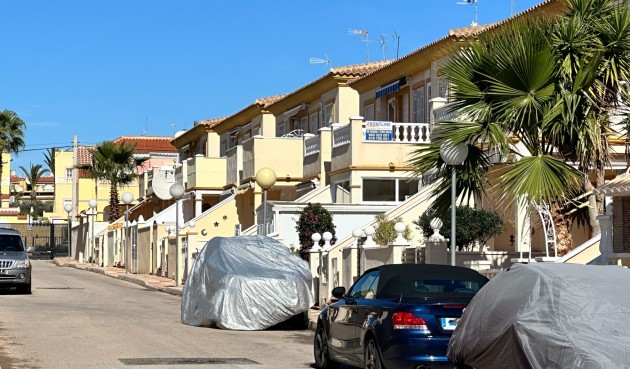 Återförsäljning - Apartment -
Orihuela Costa - Costa Blanca