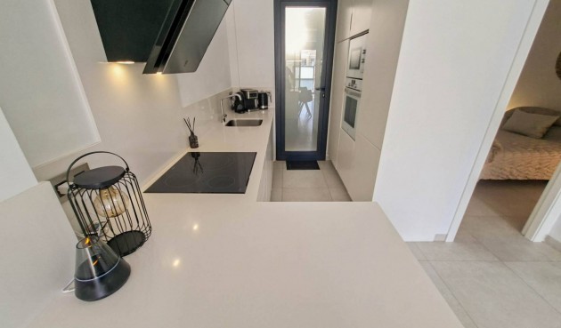 Återförsäljning - Villa -
Villamartin - Costa Blanca