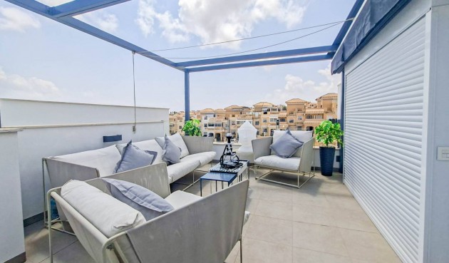 Återförsäljning - Villa -
Villamartin - Costa Blanca