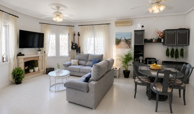 Återförsäljning - Villa -
Ciudad Quesada - Costa Blanca