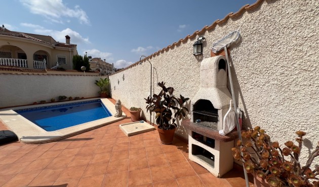 Återförsäljning - Villa -
Ciudad Quesada - Costa Blanca