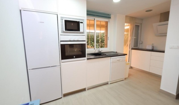 Återförsäljning - Apartment -
Orihuela Costa - Costa Blanca