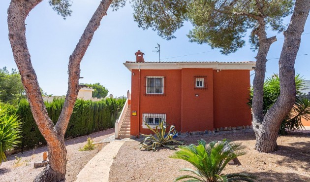 Återförsäljning - Villa -
Torrevieja - Los Balcones - Los Altos del Edén