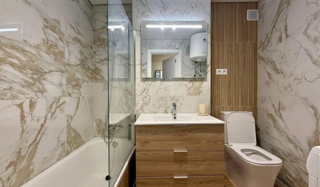 Reventa - Apartment -
Torrevieja - Habaneras