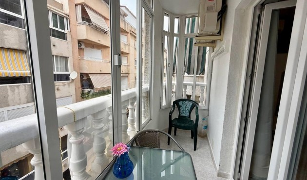 Reventa - Apartment -
Torrevieja - Habaneras
