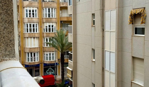 Reventa - Apartment -
Torrevieja - Habaneras