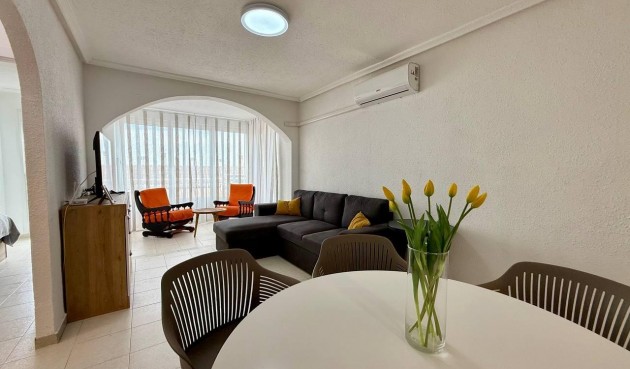 Brukt - Apartment -
Torrevieja - Acequion