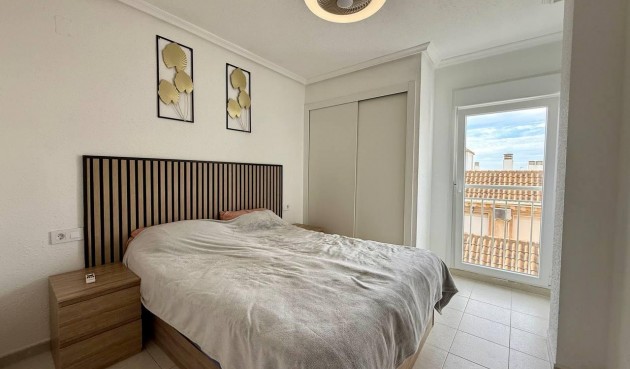 Brukt - Apartment -
Torrevieja - Acequion