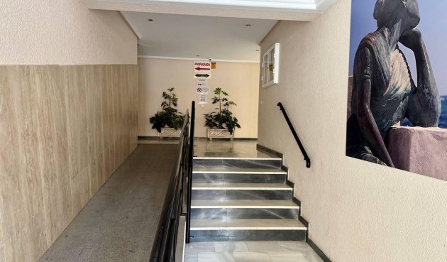 Brukt - Apartment -
Torrevieja - Acequion