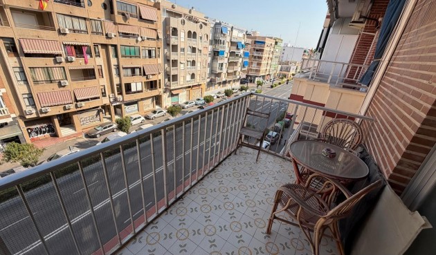 Reventa - Apartment -
Torrevieja - Acequion
