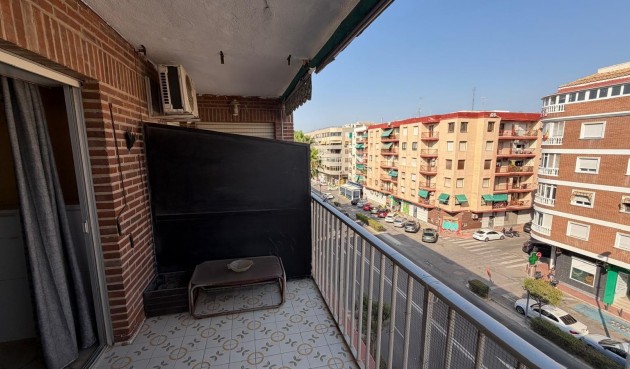 Reventa - Apartment -
Torrevieja - Acequion