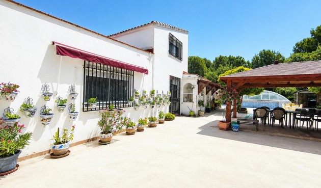 Återförsäljning - Villa -
Villena - Inland