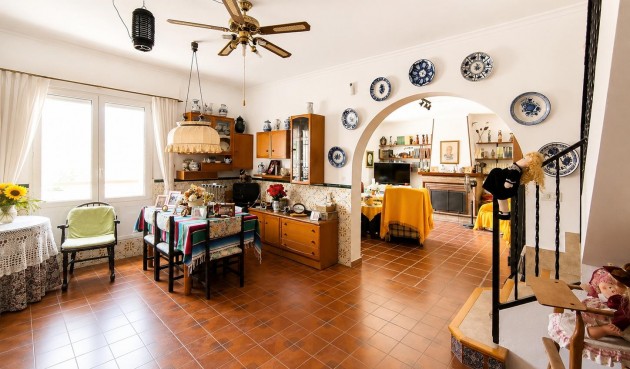Återförsäljning - Villa -
Villena - Inland