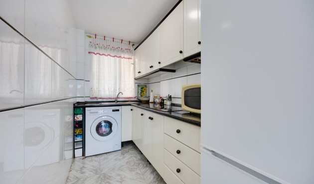 Återförsäljning - Apartment -
Torrevieja - Costa Blanca
