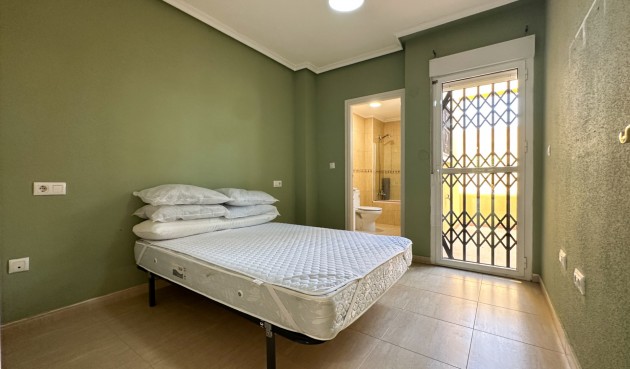 Brukt - Bungalow -
Daya Nueva - Costa Blanca