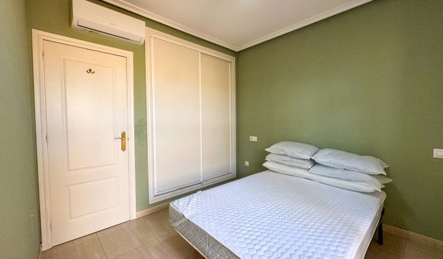 Brukt - Bungalow -
Daya Nueva - Costa Blanca