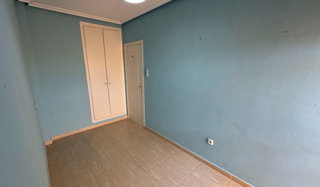 Brukt - Bungalow -
Daya Nueva - Costa Blanca