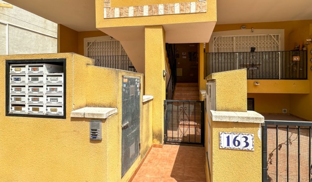 Brukt - Bungalow -
Daya Nueva - Costa Blanca