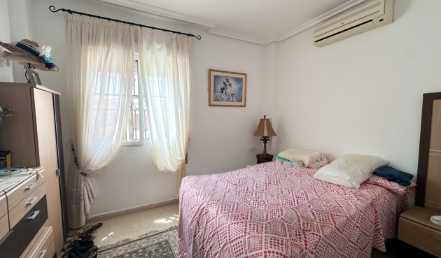 Återförsäljning - Bungalow -
Orihuela Costa - Costa Blanca