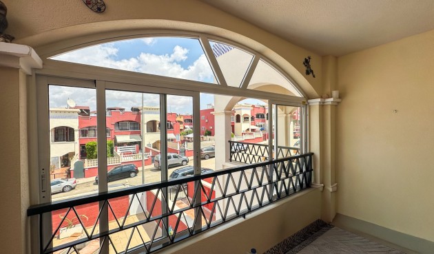 Återförsäljning - Bungalow -
Orihuela Costa - Costa Blanca
