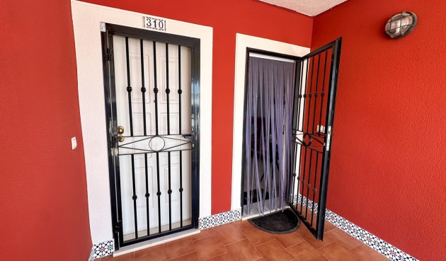 Återförsäljning - Bungalow -
Orihuela Costa - Costa Blanca