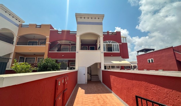Återförsäljning - Bungalow -
Orihuela Costa - Costa Blanca