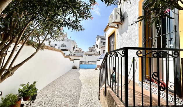Återförsäljning - Town House -
Los Altos - Costa Blanca