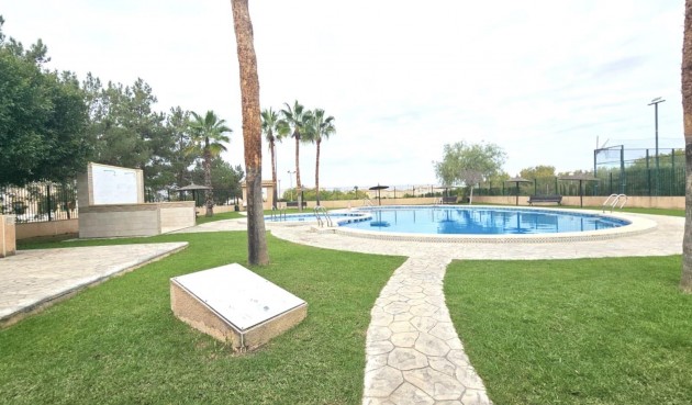 Återförsäljning - Town House -
Orihuela Costa - Los Altos