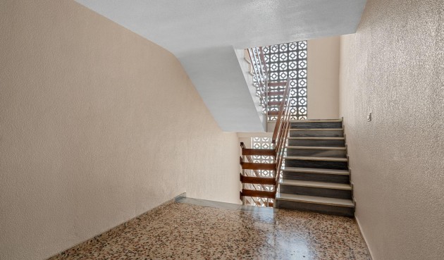 Återförsäljning - Apartment -
Torrevieja - Punta Prima