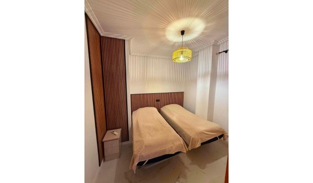 Brukt - Apartment -
Torrevieja - Acequion