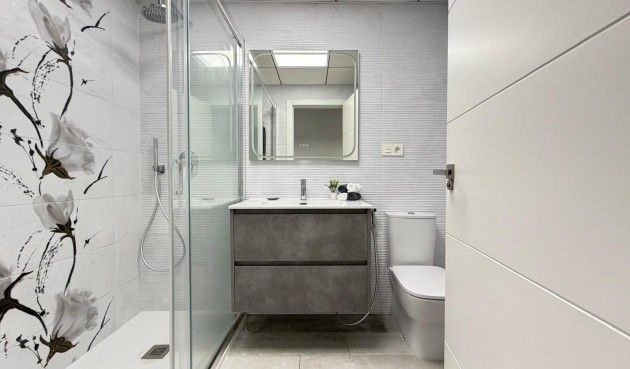 Brukt - Apartment -
Torrevieja - Playa del Cura