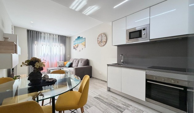 Brukt - Apartment -
Torrevieja - Playa del Cura