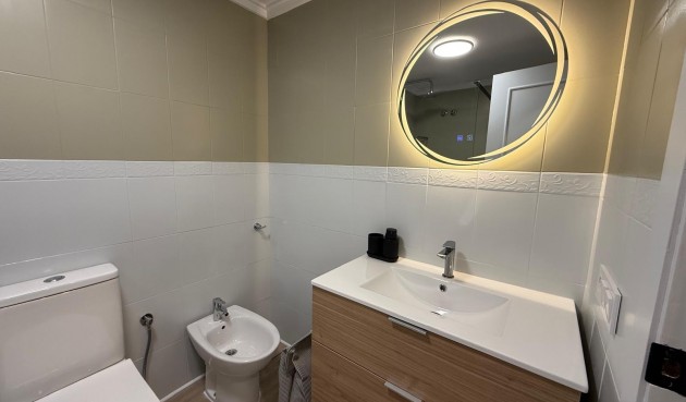 Brukt - Apartment -
Torrevieja - Playa del Cura
