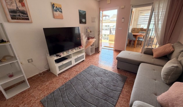 Återförsäljning - Apartment -
Orihuela - Inland