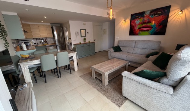 Återförsäljning - Apartment -
Orihuela - Inland