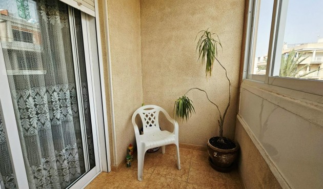 Återförsäljning - Apartment -
Torrevieja - Curva Del Palangre