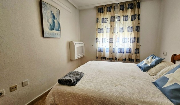 Återförsäljning - Apartment -
Torrevieja - Curva Del Palangre