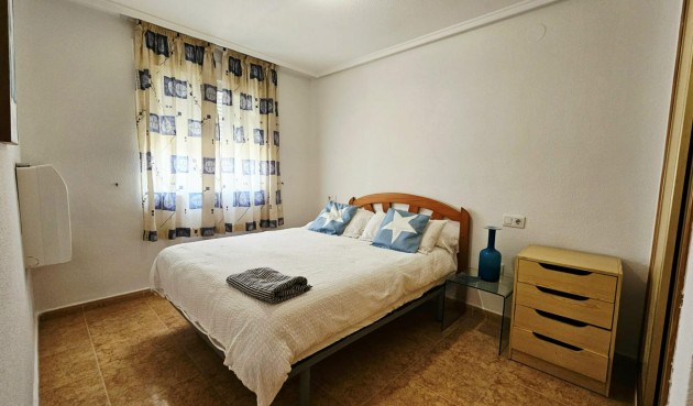 Återförsäljning - Apartment -
Torrevieja - Curva Del Palangre