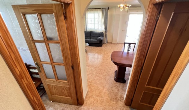 Återförsäljning - Villa -
Torrevieja - aguas nuevas
