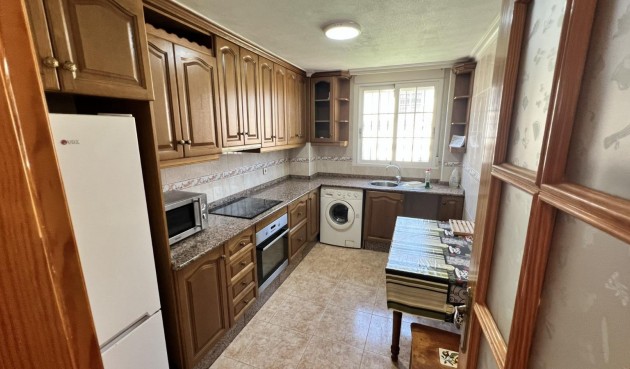 Återförsäljning - Villa -
Torrevieja - aguas nuevas
