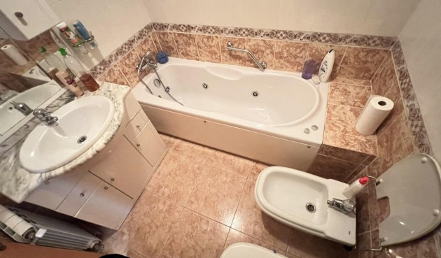 Återförsäljning - Villa -
Torrevieja - aguas nuevas