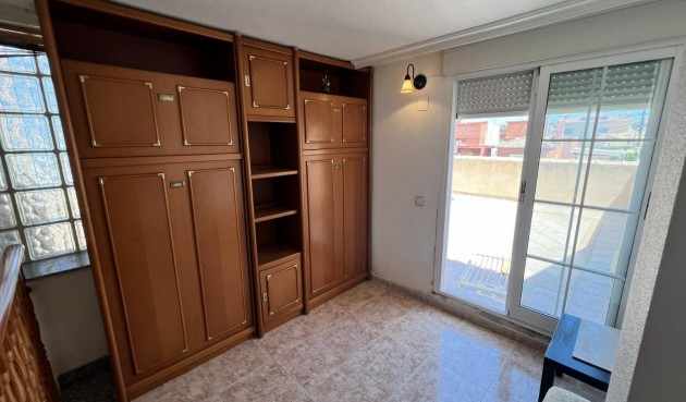 Återförsäljning - Villa -
Torrevieja - aguas nuevas