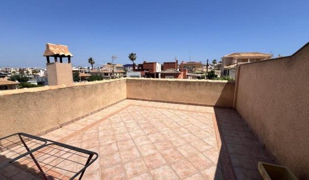 Återförsäljning - Villa -
Torrevieja - aguas nuevas
