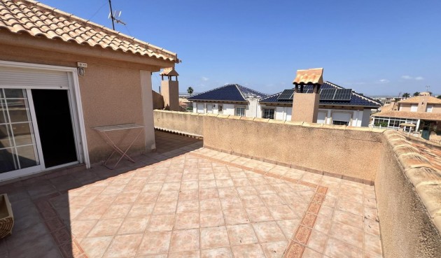 Återförsäljning - Villa -
Torrevieja - aguas nuevas