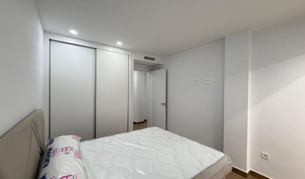 Återförsäljning - Apartment -
Torrevieja - Estacion De Autobuses