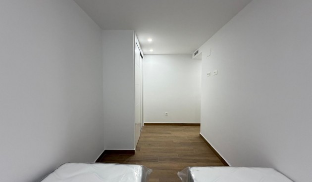 Återförsäljning - Apartment -
Torrevieja - Estacion De Autobuses