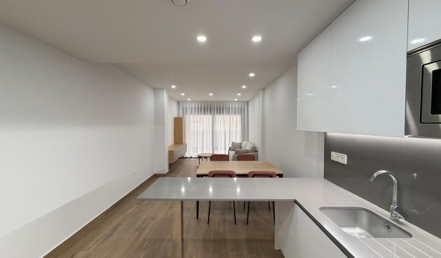 Återförsäljning - Apartment -
Torrevieja - Estacion De Autobuses