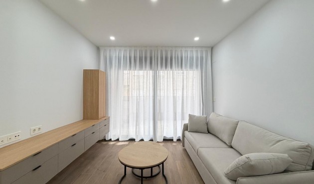 Återförsäljning - Apartment -
Torrevieja - Estacion De Autobuses